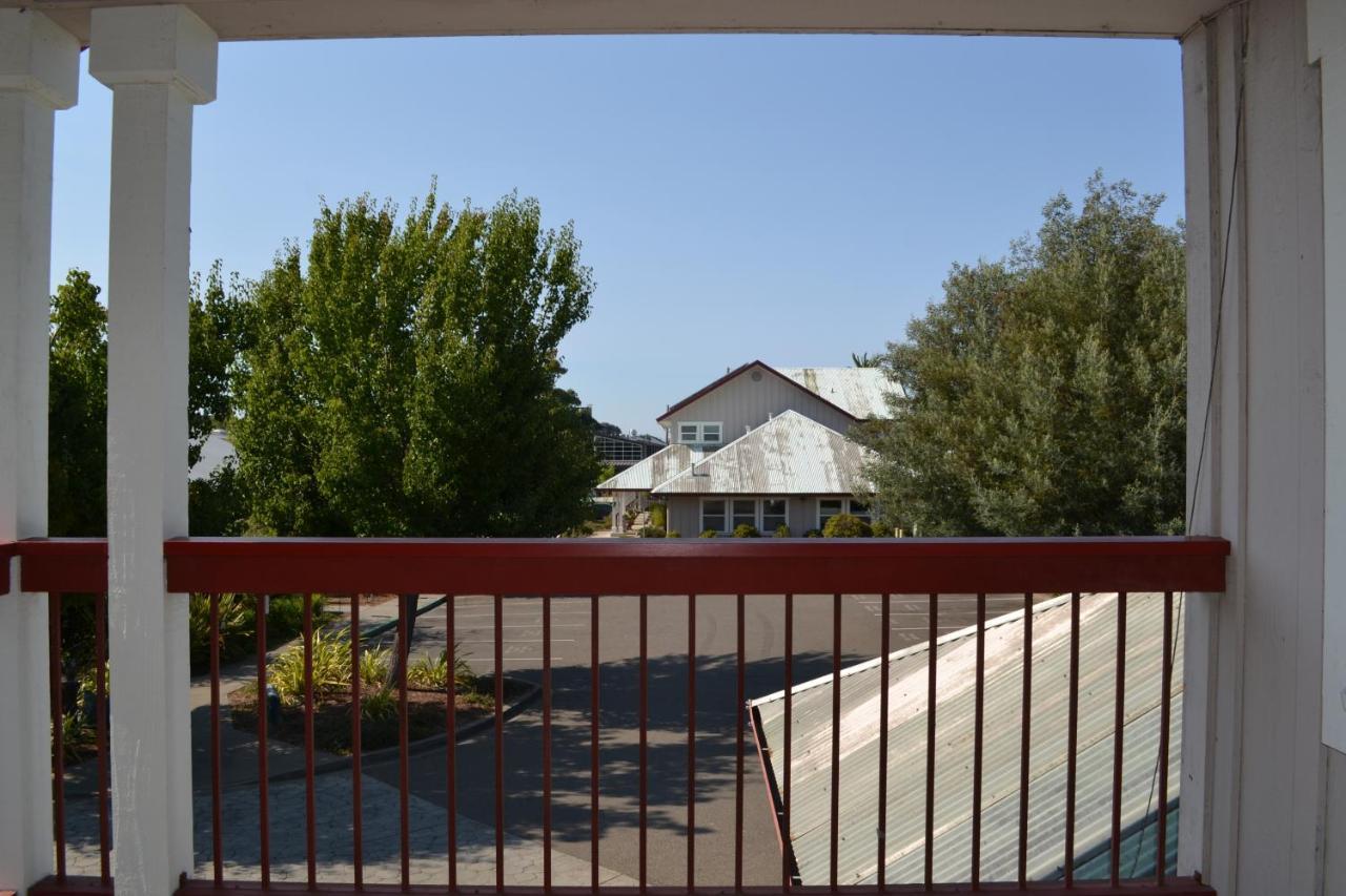 Sebastopol Inn מראה חיצוני תמונה