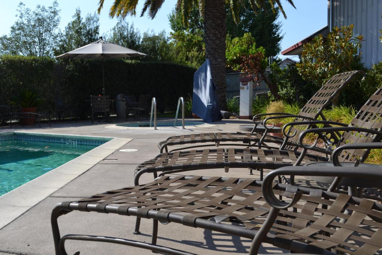 Sebastopol Inn מראה חיצוני תמונה